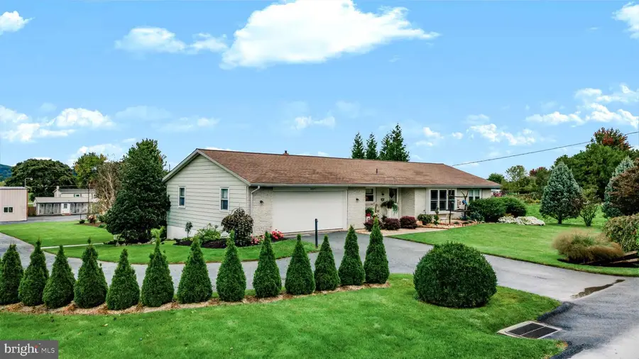 6247 Main St, Honey Brook, PA 19344 - #2