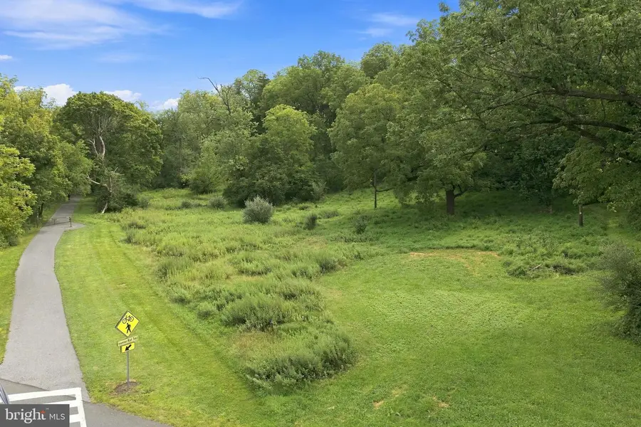 2270 Quarry St, Coplay, PA 18037 - #2