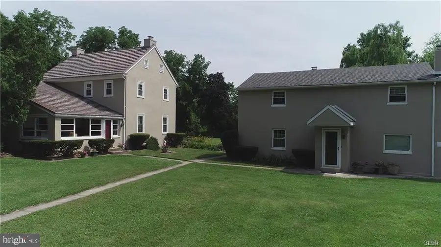3305 Municipal Dr, Whitehall, PA 18052 - #2