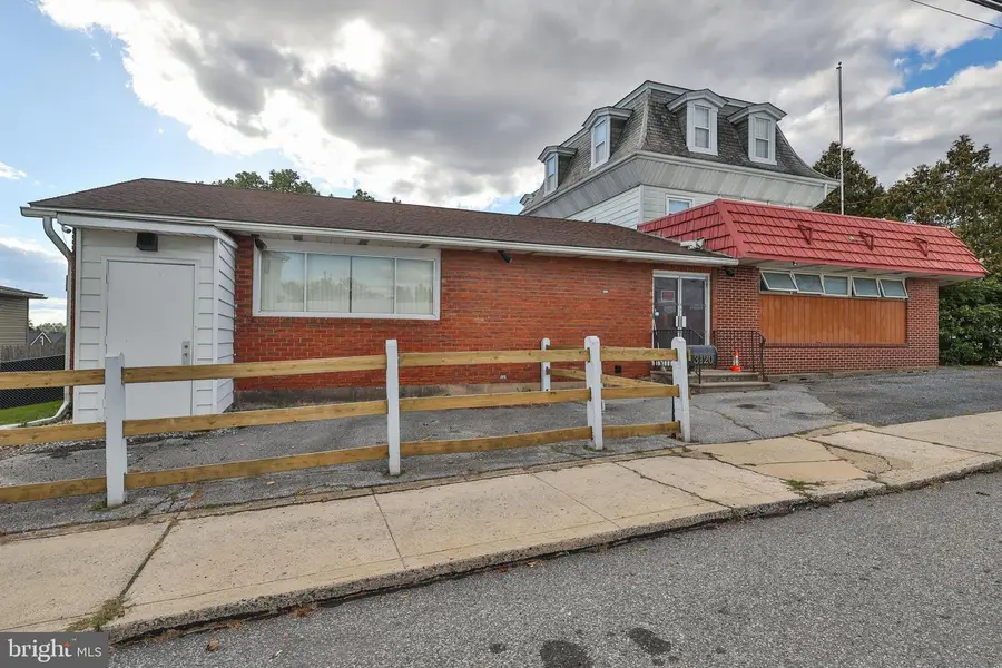 3120 N Ruch St, Whitehall, PA 18052 - Image #2