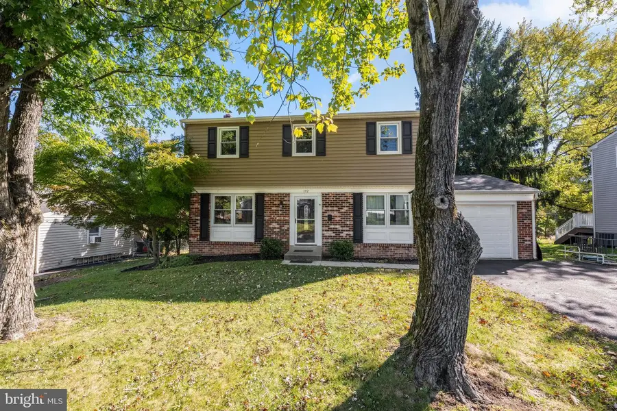 112 Young Ave, Coopersburg, PA 18036 - Image #2