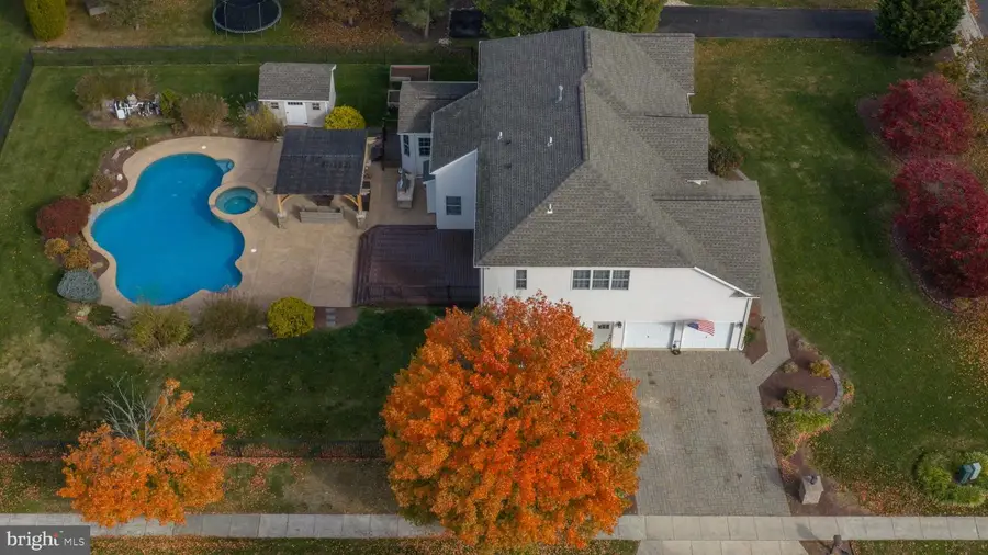 3441 Courtney, Center Valley, PA 18034 - Image #2