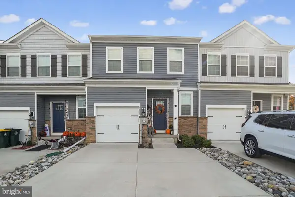 1013 Turnstone Dr, FOGELSVILLE, PA 18051