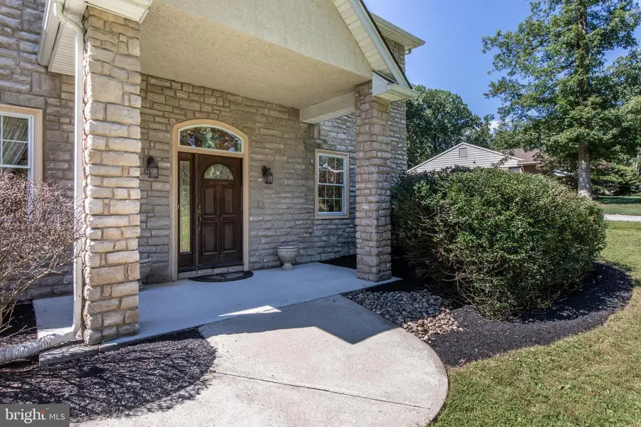 3256 Woodlea Rd, Orefield, PA 18069 - Image #3