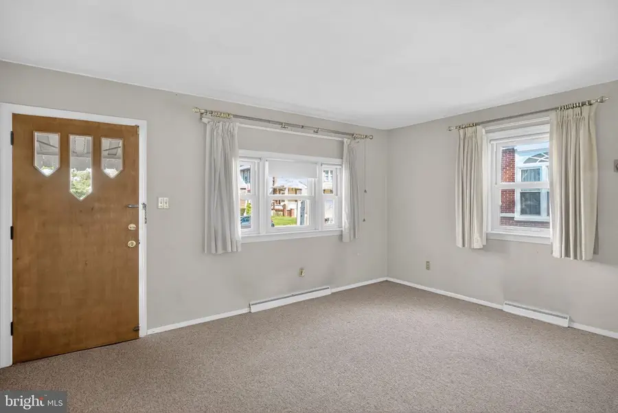 148 W Brookdale St, Allentown, PA 18103 - Image #3