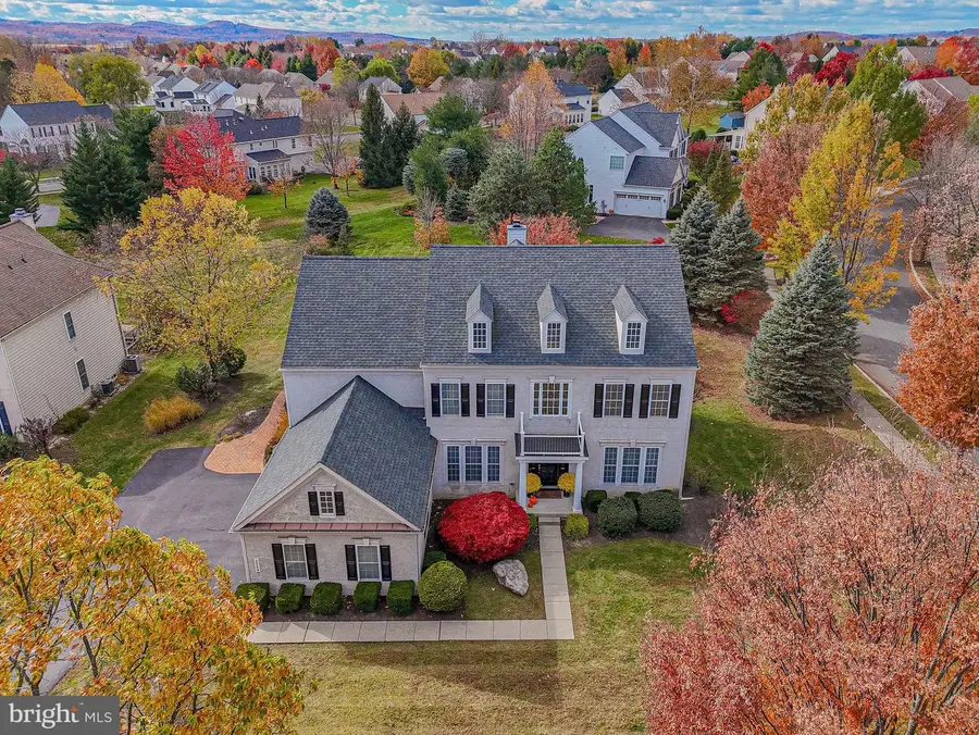 2252 Eldemere Cir, Macungie, PA 18062 - Image #2