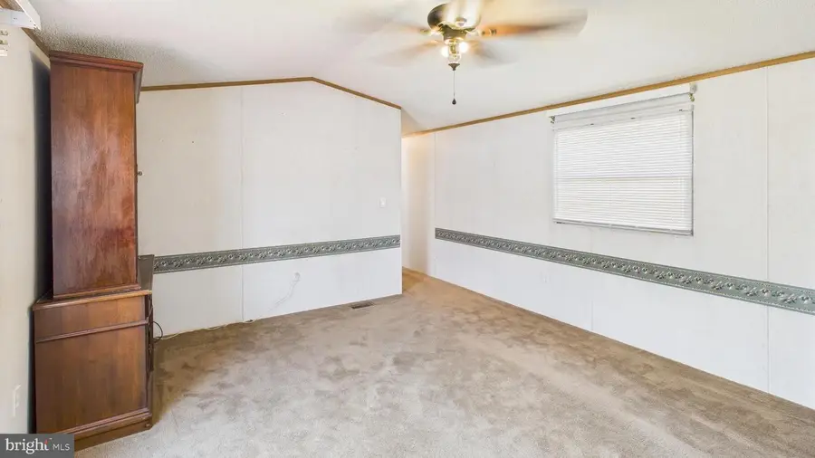 5475 Hamilton Blvd #7, Allentown, PA 18106 - Image #3