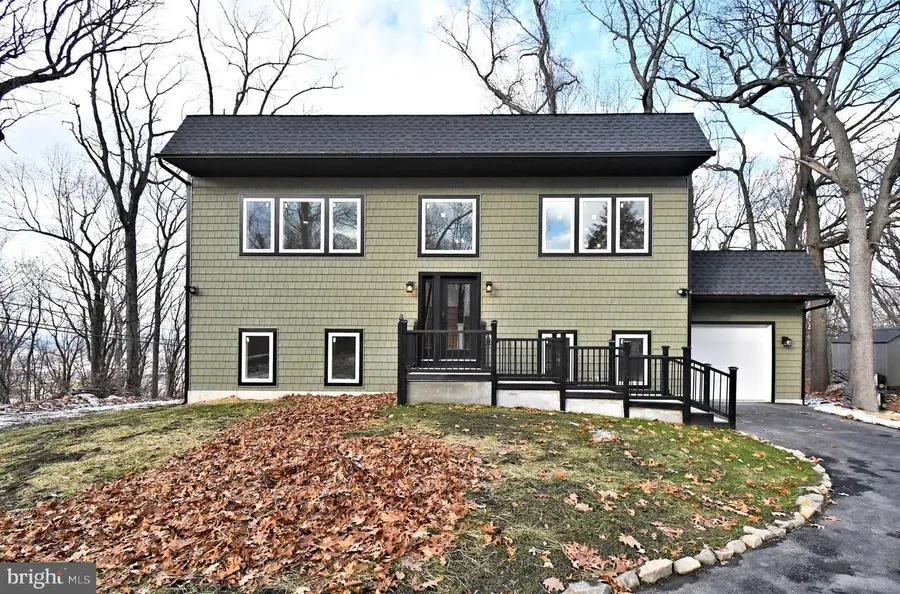 501 Skyline Dr, Allentown, PA 18103 - Image #3