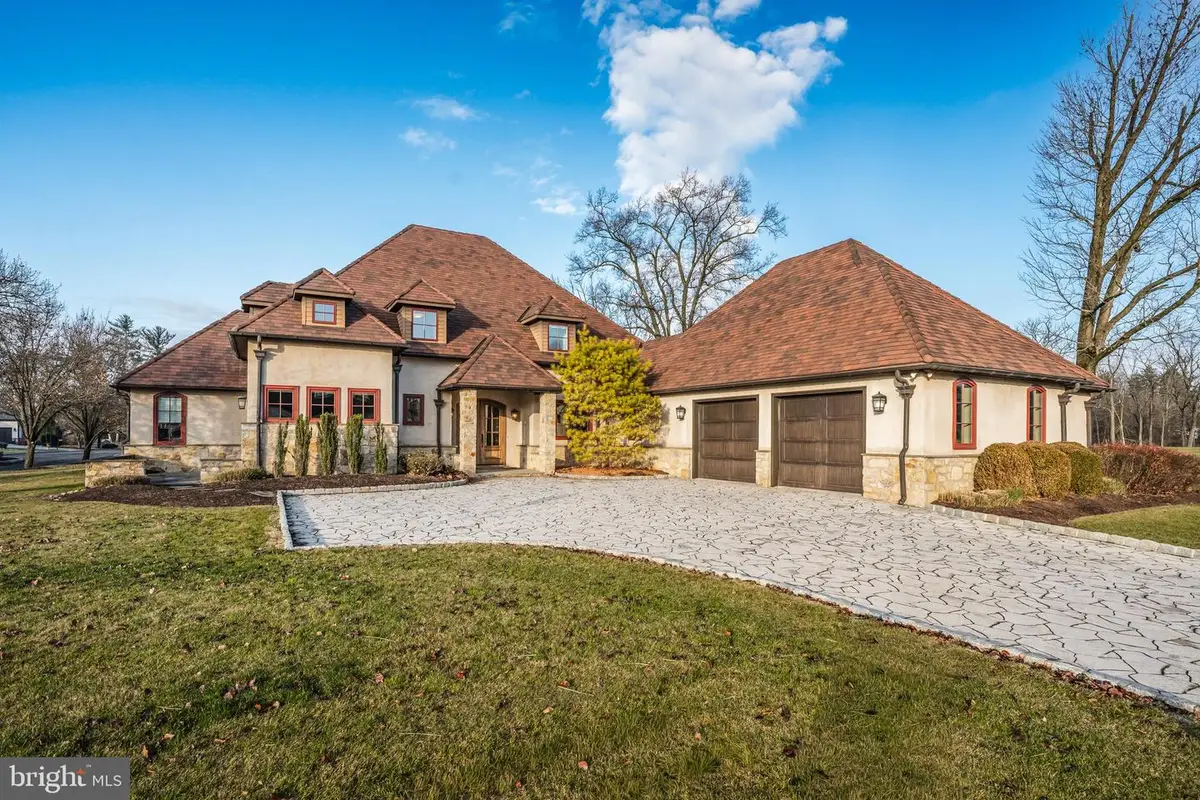 2687 Avenue Du Vlg, Bethlehem, PA 18015 - Image #1