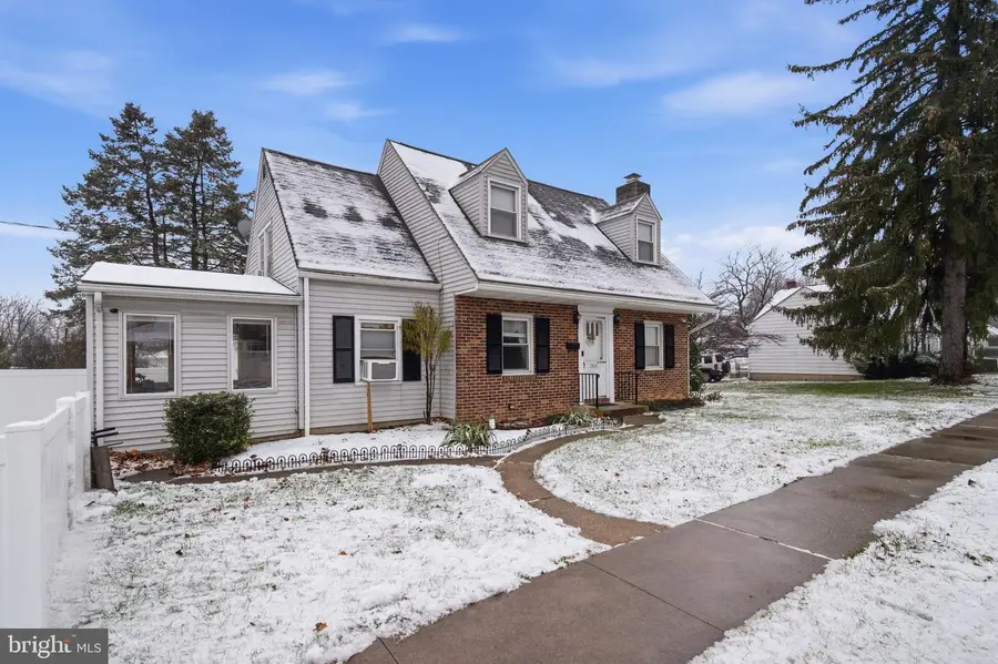 1950 Oxford Dr, Allentown, PA 18103 - Image #2