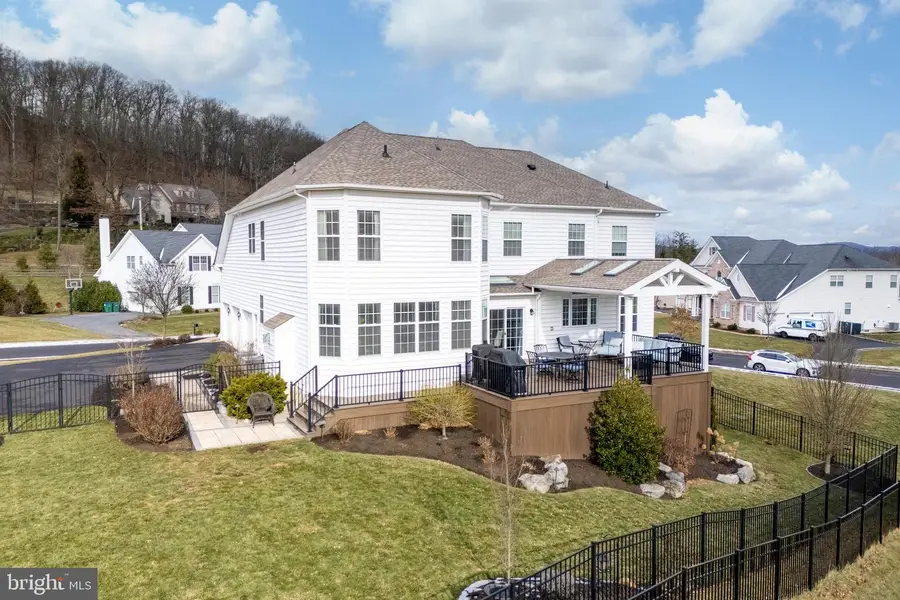 6226 Fox Glove Ln, Upper Saucon, PA 18034 - Image #3