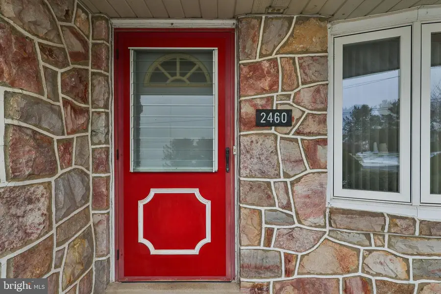 2460 Old Post Rd, Coplay, PA 18037 - Image #3