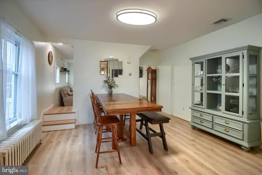 547 Broad St, Emmaus, PA 18049 - Image #3