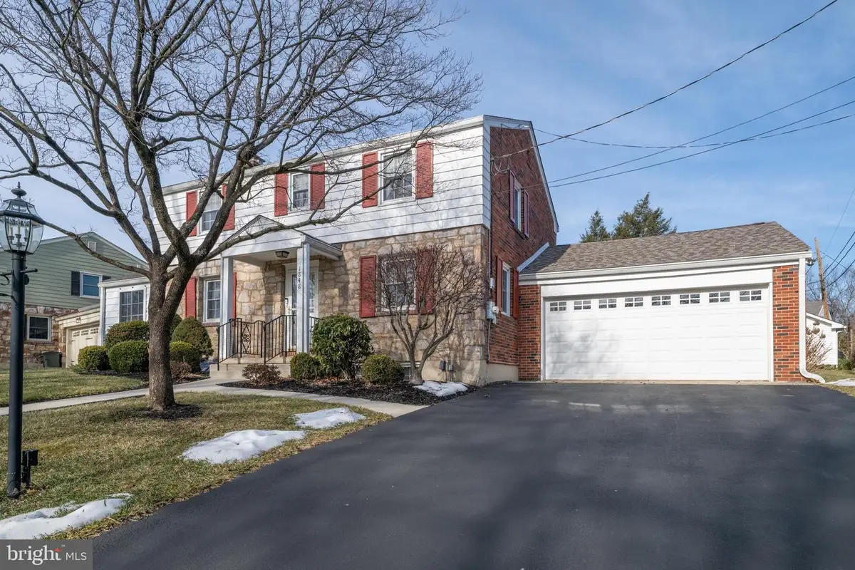 1848 Ridgelawn Ave, Bethlehem, PA 18018 - Image #1