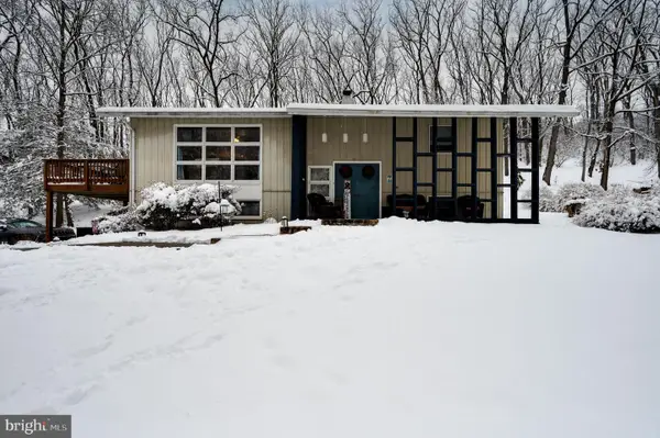 6838 Lime Kiln Rd, SLATINGTON, PA 18080