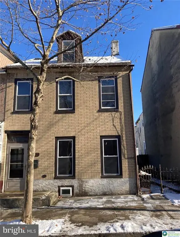 335 N 9th St, Allentown, PA 18102 - #1