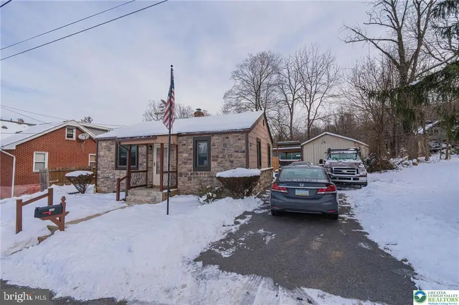 2303 S Filbert St, Allentown, PA 18103 - Image #2