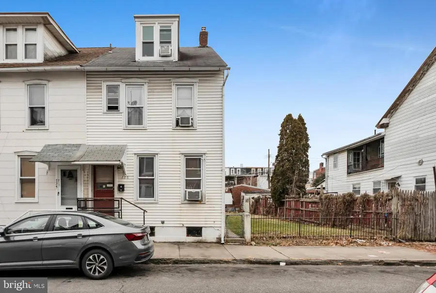 736-738 N Lumber St, Allentown, PA 18102 - Image #3