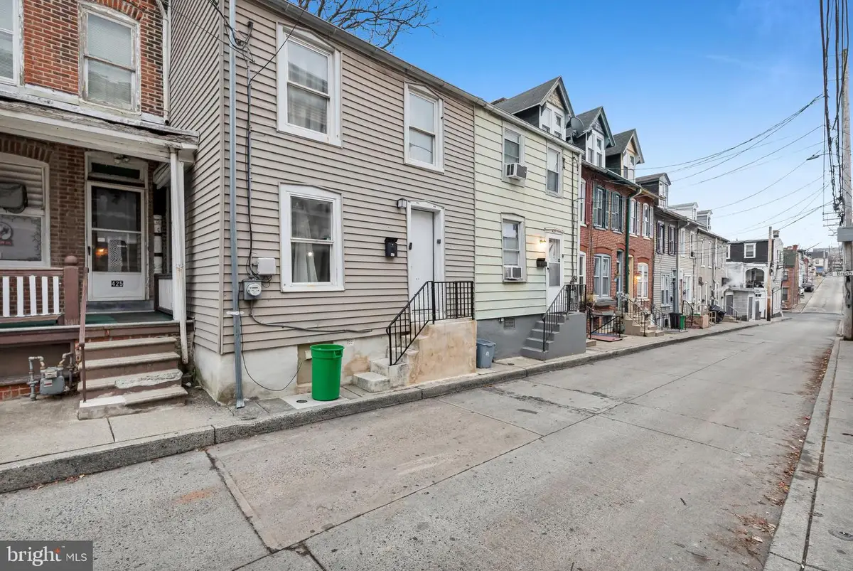 421 N Hall St, Allentown, PA 18102 - #1