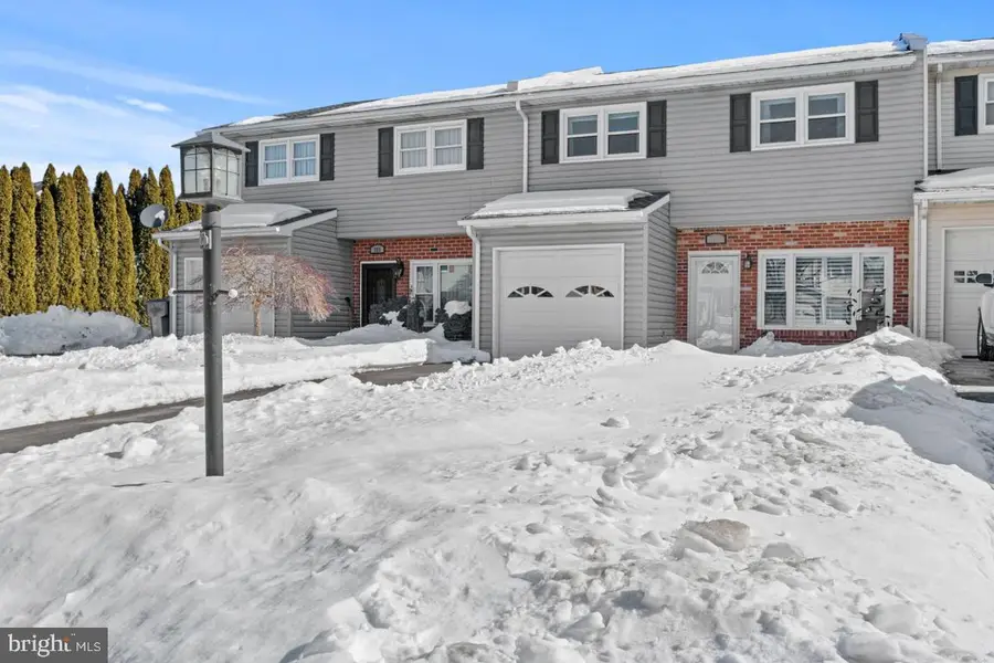 353 N 41st St, Allentown, PA 18104 - #3