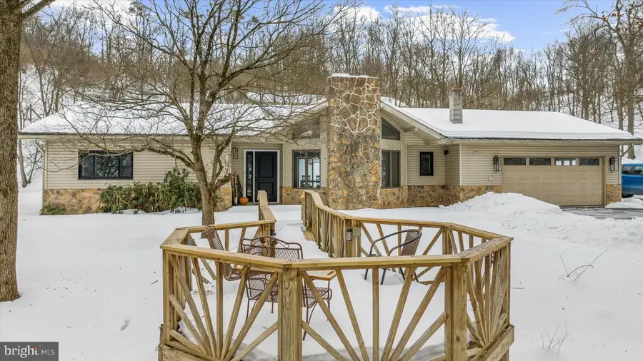 7112 Country Spring Rd, New Tripoli, PA 18066 - #2