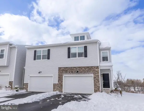 7536 Clayton Ave, COOPERSBURG, PA 18036