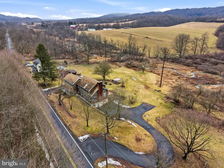 8849 Kistler Valley Rd, Kempton, PA 19529 - #2