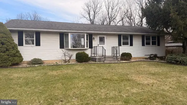 4059 Mauch Chunk Rd, COPLAY, PA 18037