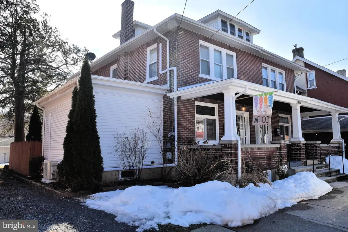 630 Walnut St, Emmaus, PA 18049 - #1