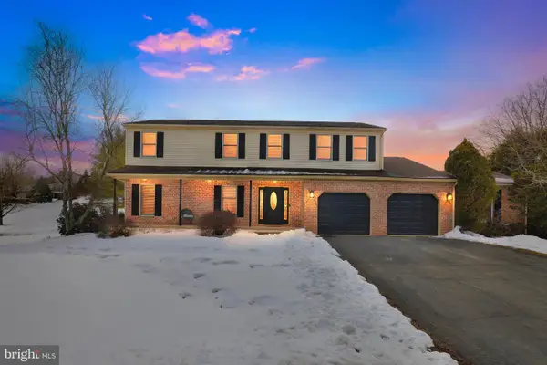 4744 Welby Dr, SCHNECKSVILLE, PA 18078