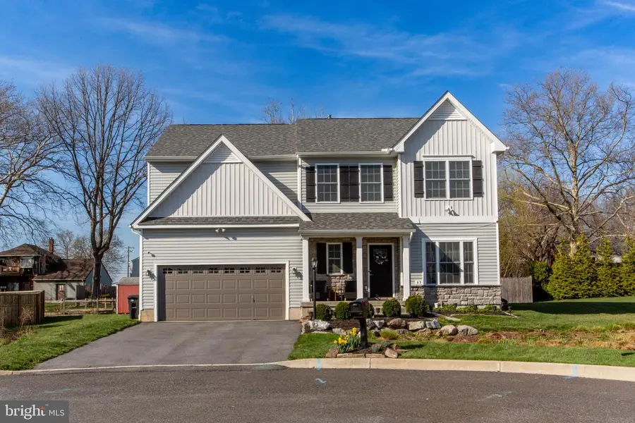 63 Oxford Ridge Ct, Coopersburg, PA 18036 - #2