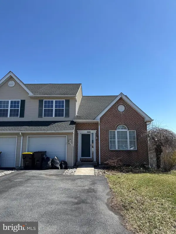2085 Juniper Dr, COPLAY, PA 18037