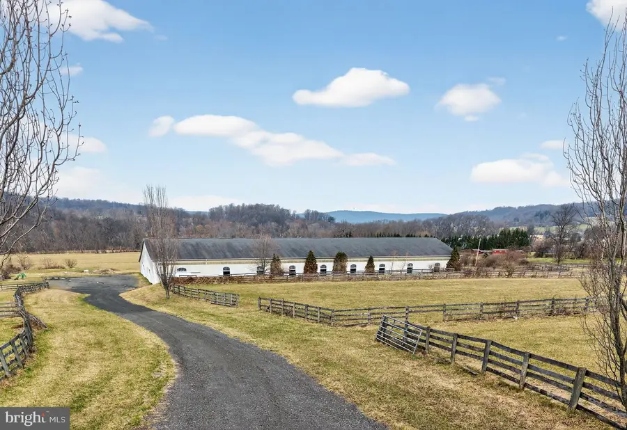 2121 Church View Rd, Coopersburg, PA 18036 - #2