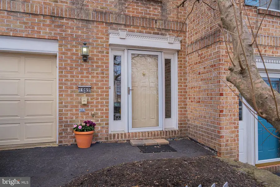 1069 Barnside Rd, Allentown, PA 18103 - #2