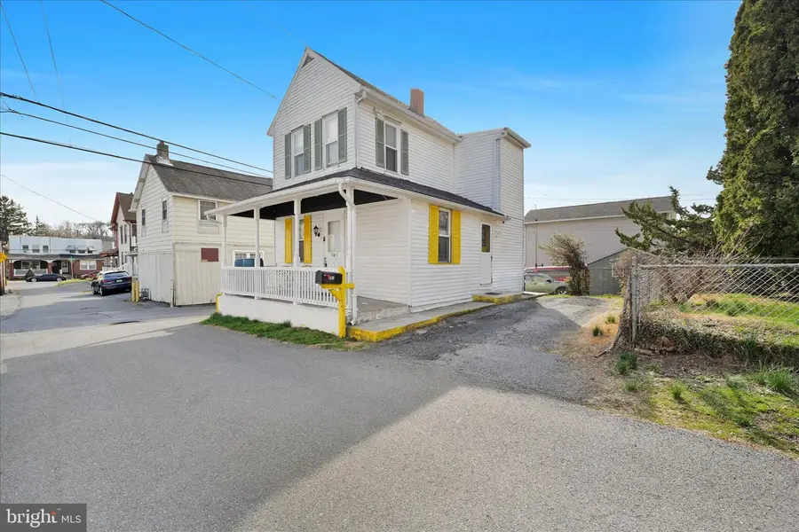 701 Pike St, Bethlehem, PA 18018 - #2