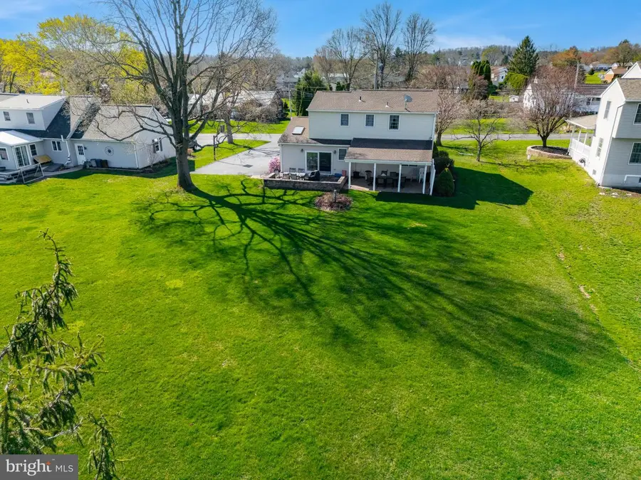 5139 Tilghman St, Coopersburg, PA 18036 - #3