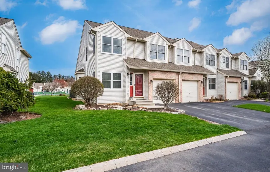 311 Windsor Pl, Macungie, PA 18062 - #2