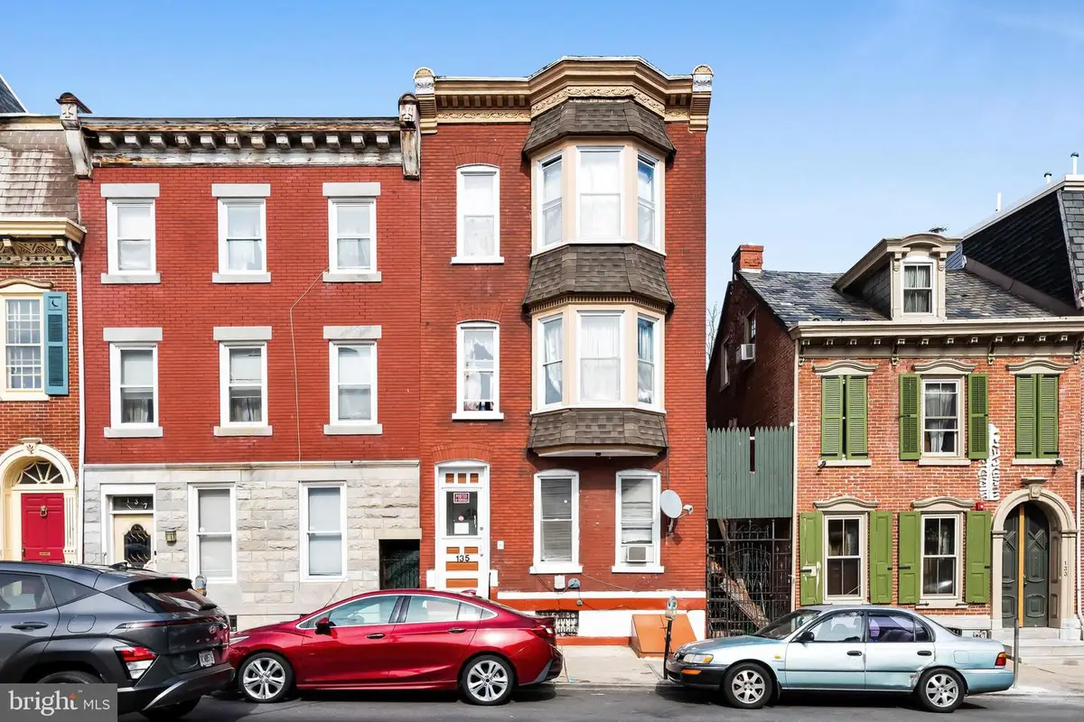 135 N 8th St, Allentown, PA 18102 - #1