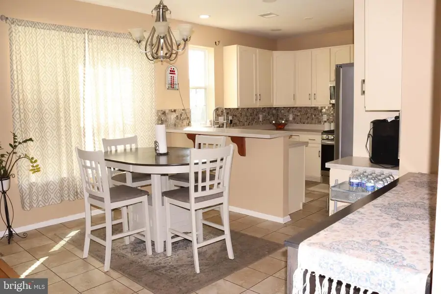 1035 Jervin Dr, Allentown, PA 18104 - #2