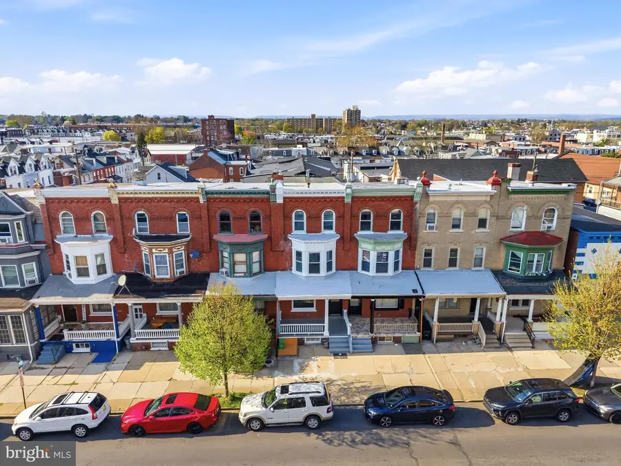 1343 W Chew St, Allentown, PA 18102 - #2