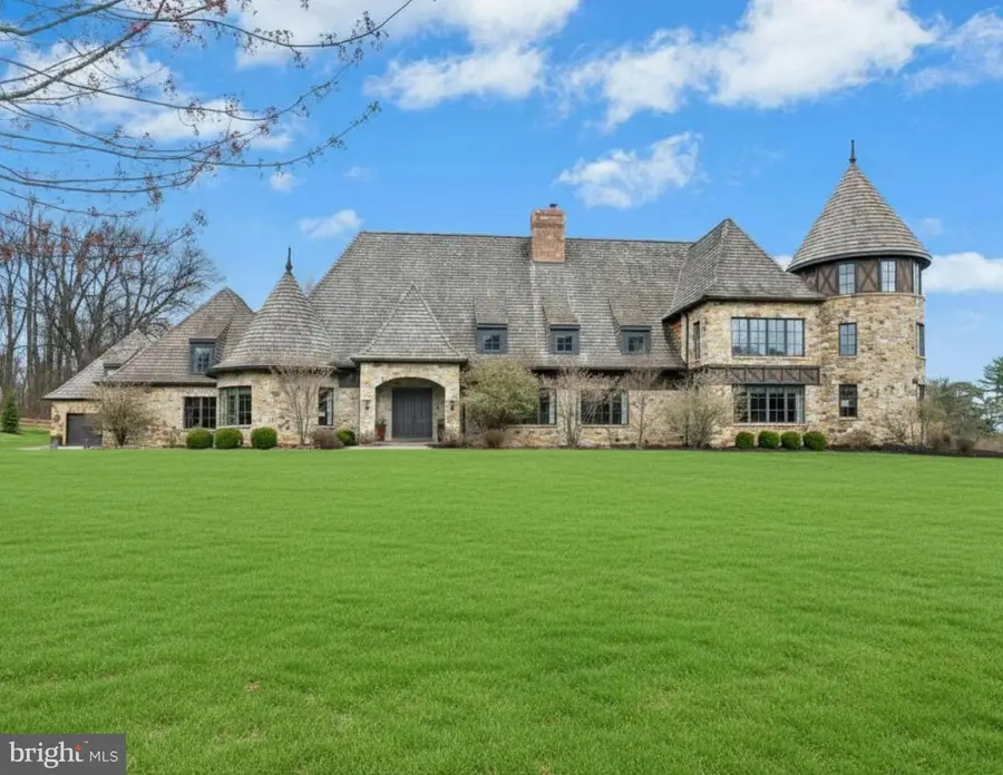 2214 N Melrose Ln, Bethlehem, PA 18015 - #2