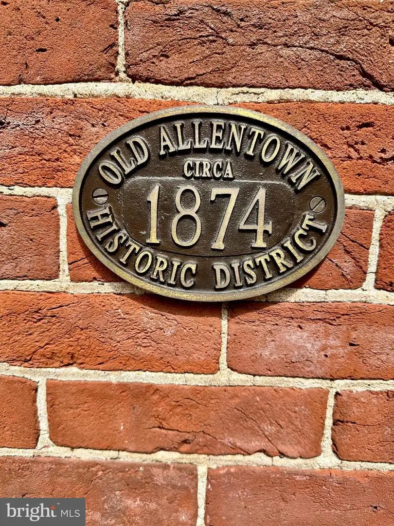 413 N 9th St, Allentown, PA 18102 - #3