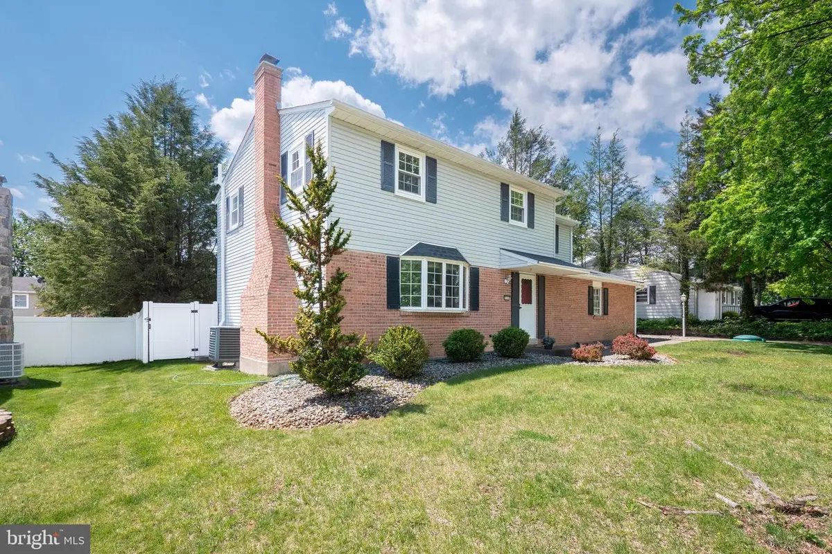 814 S Hays St, Allentown, PA 18103 - #1