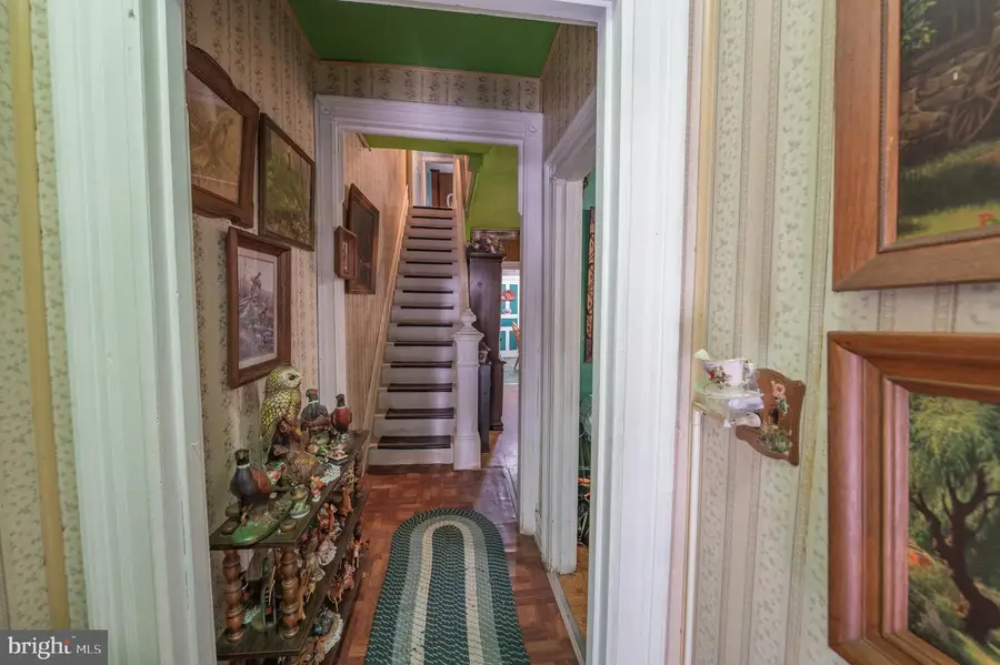 37 N 4th St, Emmaus, PA 18049 - #2