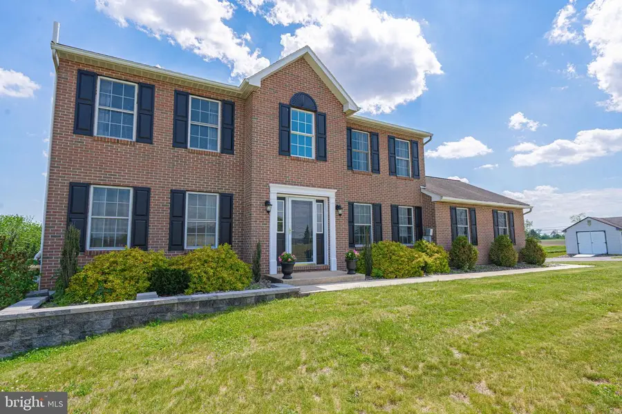 385 Farmington Rd, Breinigsville, PA 18031 - #2