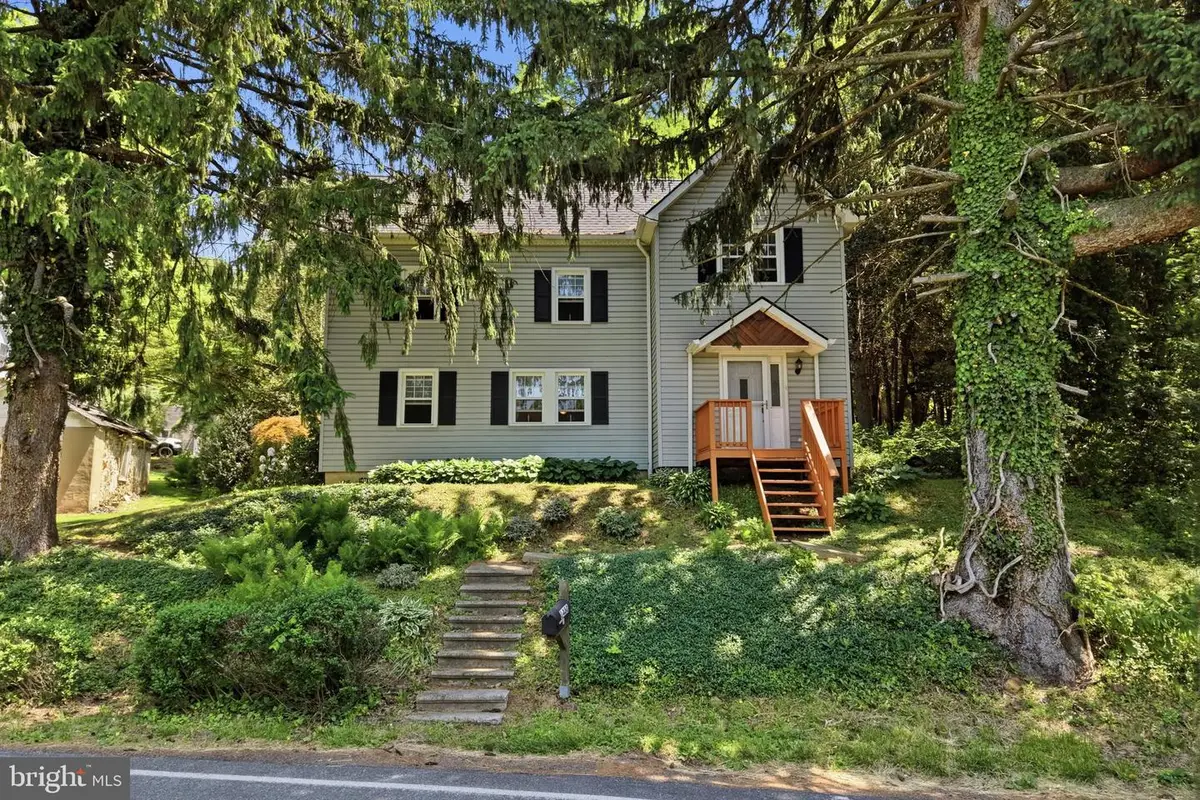 1480 Pennsylvania Ave, Emmaus, PA 18049 - #1