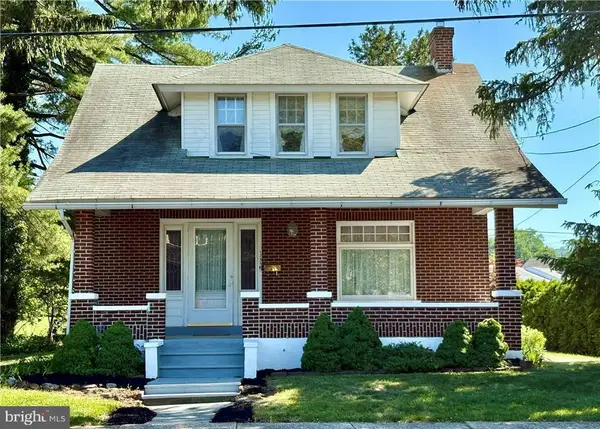 1731-1735 Chapel Ave, ALLENTOWN, PA 18103