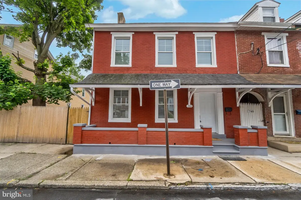 746 Front, Catasauqua, PA 18032 - #1