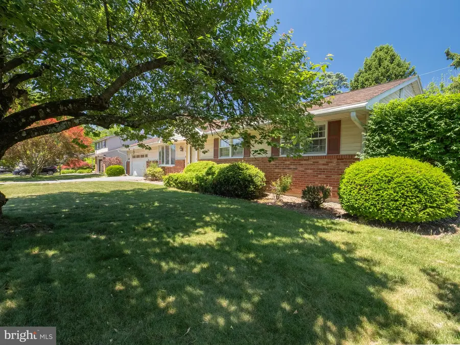 7515 Woodbine Rd, Macungie, PA 18062 - #3