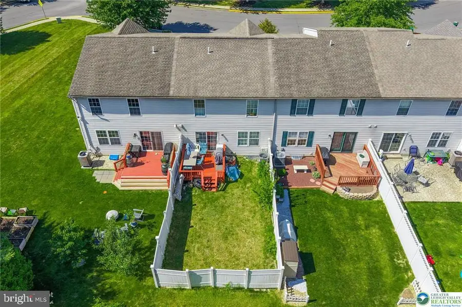 6411 Pioneer Dr, Macungie, PA 18062 - #2